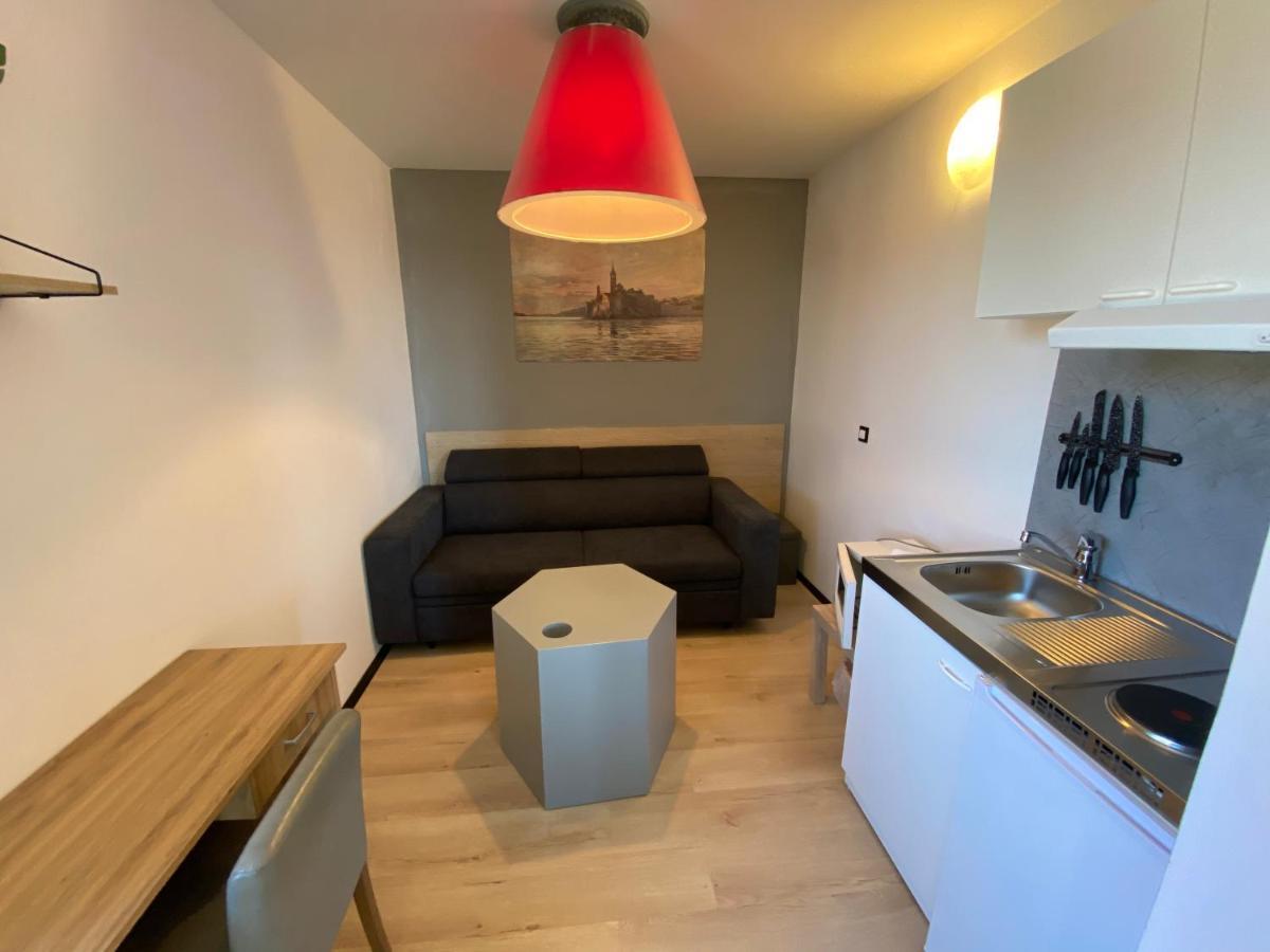 Villas Arbia - Magdalena By The Beach Banjol エクステリア 写真